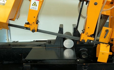 皂市镇数控带锯床自动送料精度会出现偏差吗？